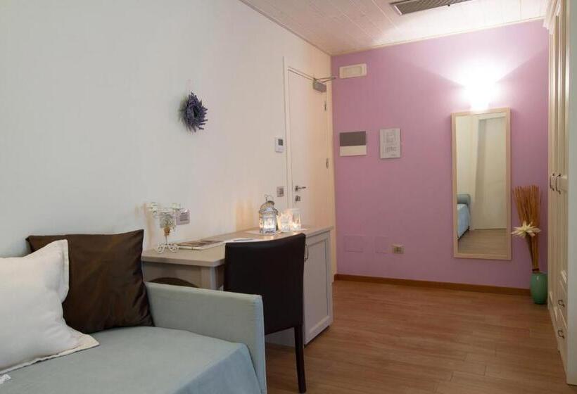 스탠다드 룸 풀장 전망, Agriturismo Ai Prati