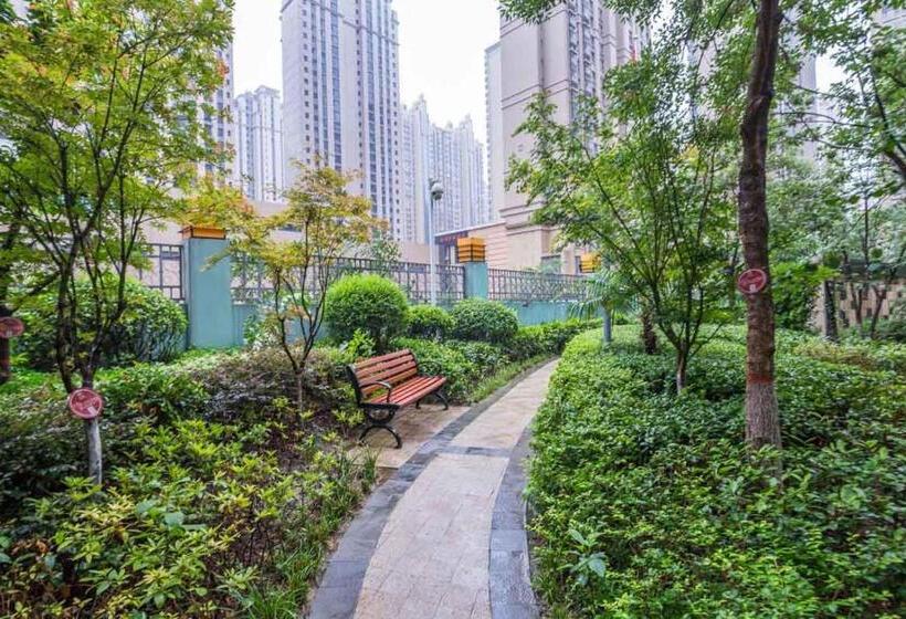 شقة غرفة واحدة, Zhengzhou Jinshui·dongfeng Roadsubway Station· Locals Apartment 00160200