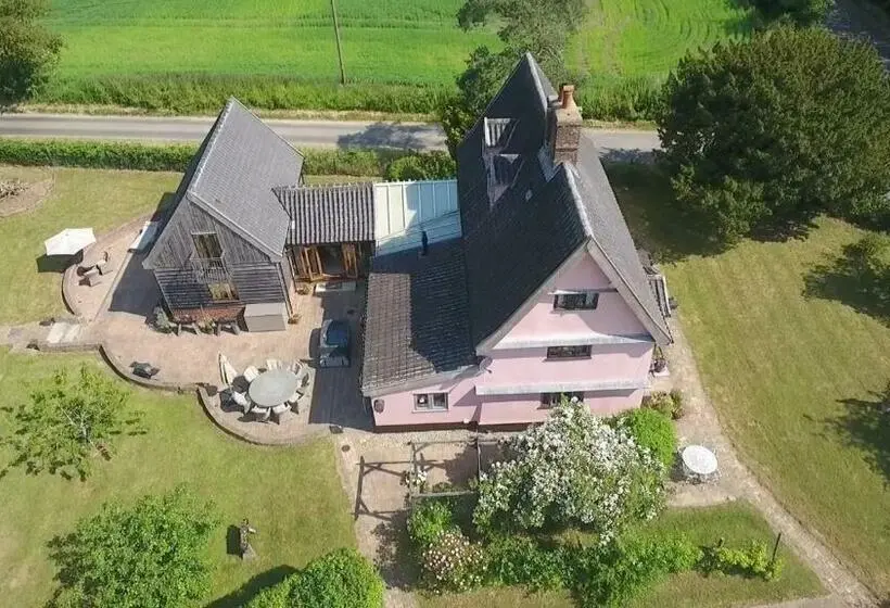 ガーデンビューデラックスルーム, Corner Farm