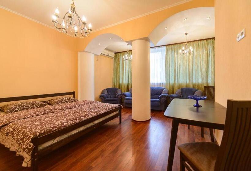 اتاق استاندارد چهار تخته, Guest House At The Polytechnic Institute