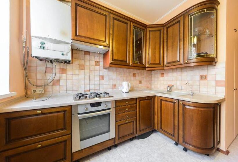 اتاق استاندارد چهار تخته, Guest House At The Polytechnic Institute