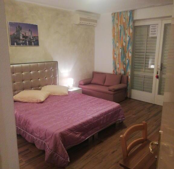 اتاق استاندارد با بالکن و چشمانداز دریا, Guest House Vila Luka