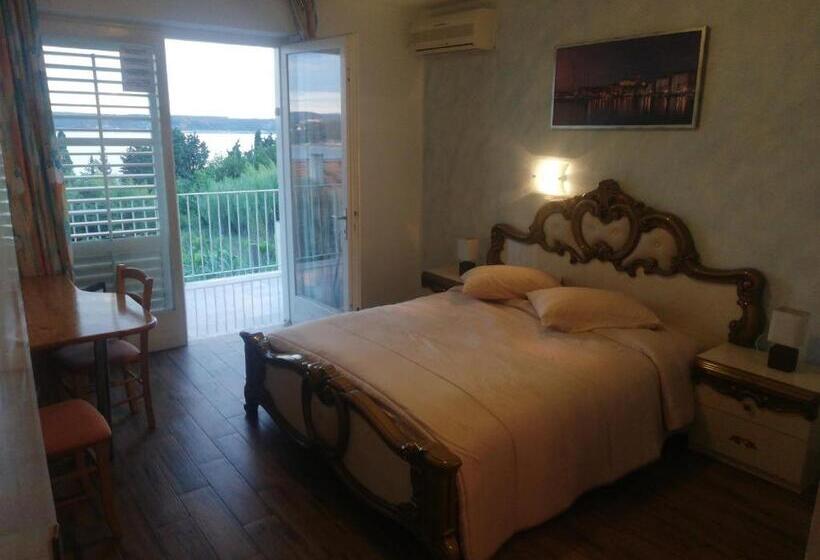 اتاق سوپریور, Guest House Vila Luka