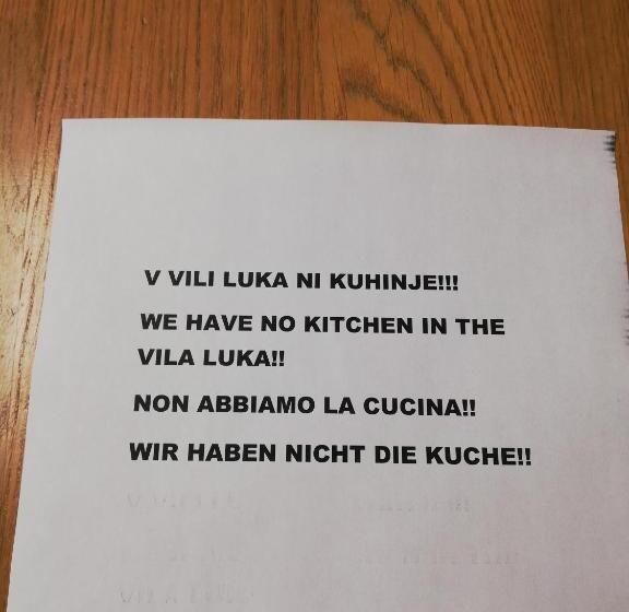 سوییت با چشمانداز دریا, Guest House Vila Luka