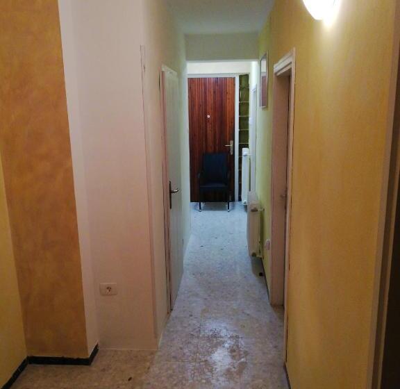 سوییت با چشم‌انداز دریا, Guest House Vila Luka