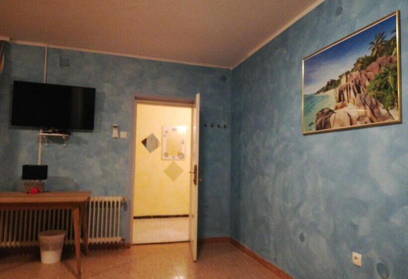 سوییت با چشمانداز دریا, Guest House Vila Luka