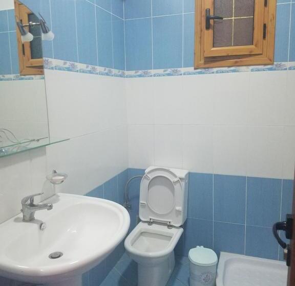 スタンダードスタジオ, Guesthouse Emanuel