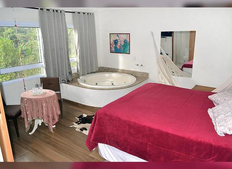 キングサイズベッドのスイートルーム, Pousada Recanto Da Estação