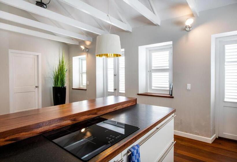 ویلای لوکس 1 خوابه, Villa Amalie & Villa Curiel