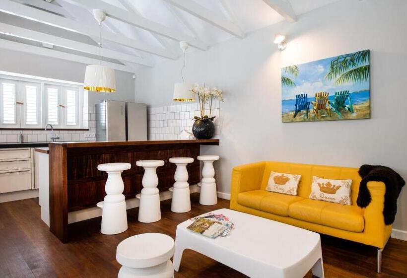 ویلای لوکس 1 خوابه, Villa Amalie & Villa Curiel