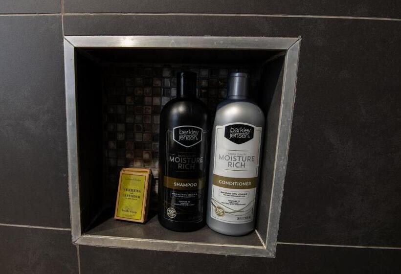 ویلای لوکس 1 خوابه, Villa Amalie & Villa Curiel