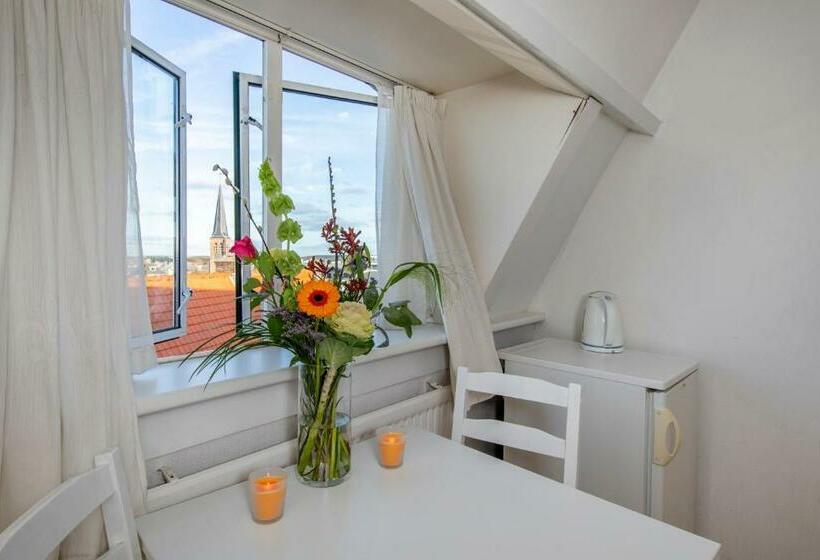 اتاق استاندارد, Blankebil Rooms