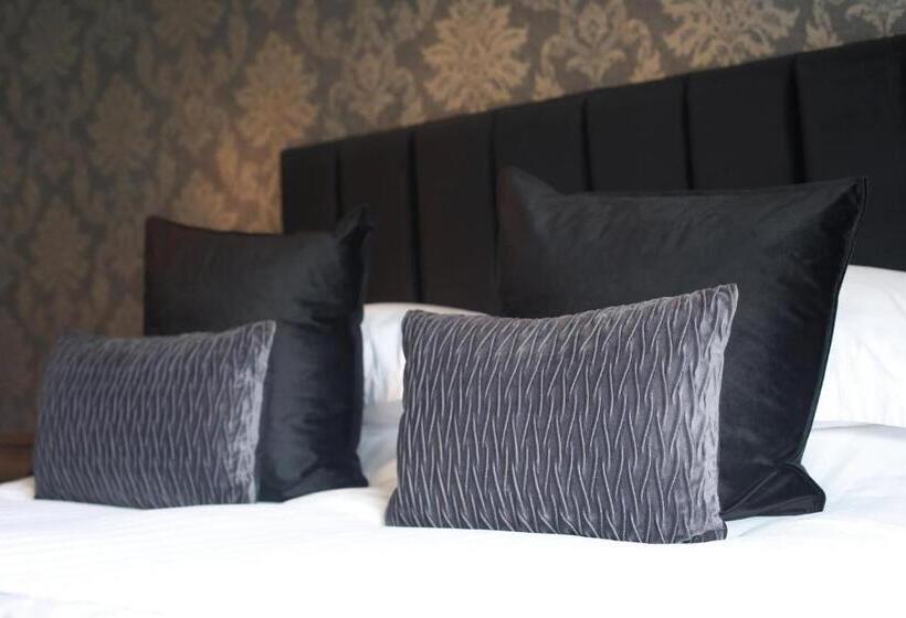 Family Suite, Glyn Valley