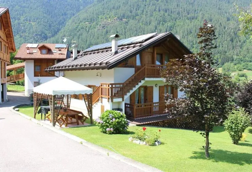３ベッドルームのスーペリアアパートメント, Villetta Val Di Sole