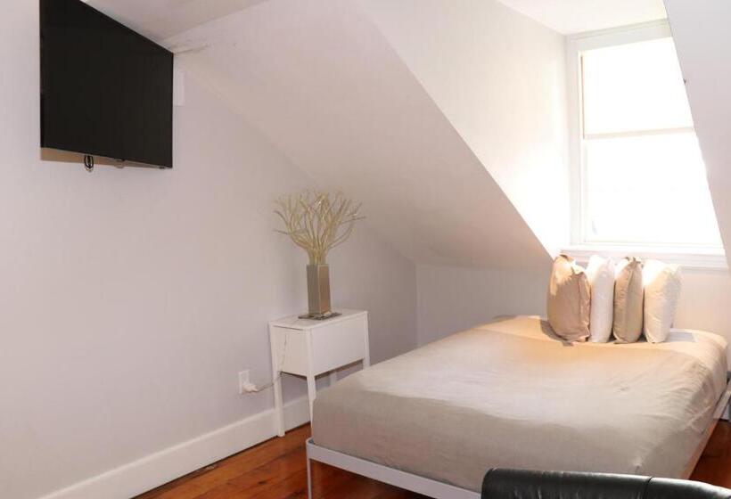 스탠다드 스튜디오, Comfy Beacon Hill Studio Great For Work Travel #13