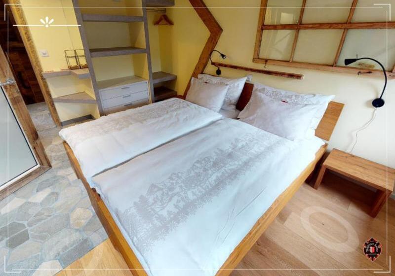 スーペリアールーム, De La Croix Fédérale