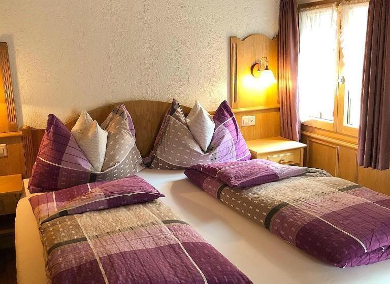 スタンダードルーム, Alpina