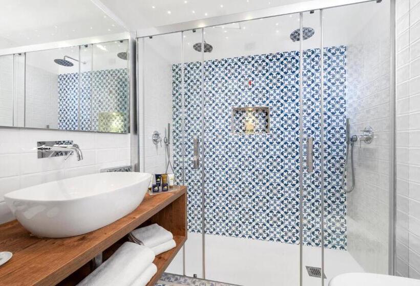 스탠다드 테라스 룸, Atlantic Palace