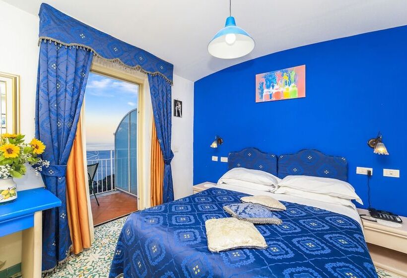 Номер Deluxe, Bonadies