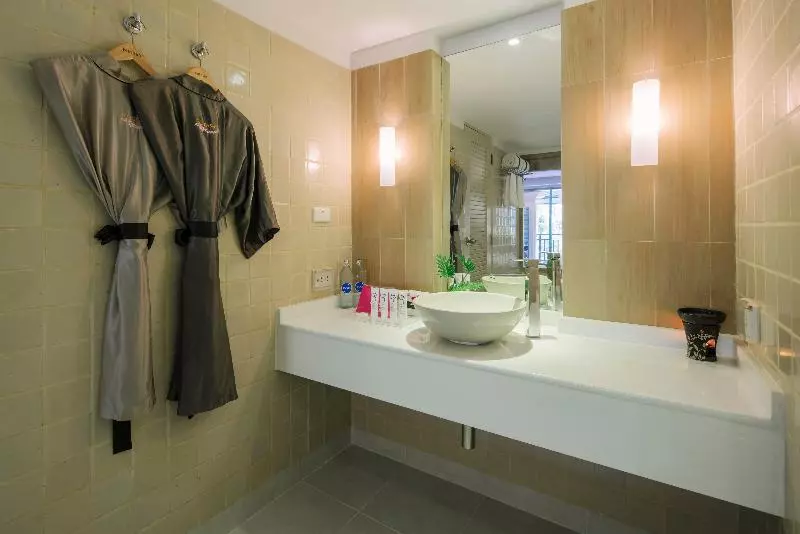 اتاق استاندارد, Burasari Phuket Resort & Spa