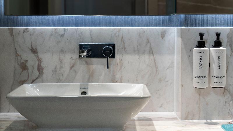 プールビュースタンダードルーム, Burasari Phuket Resort & Spa