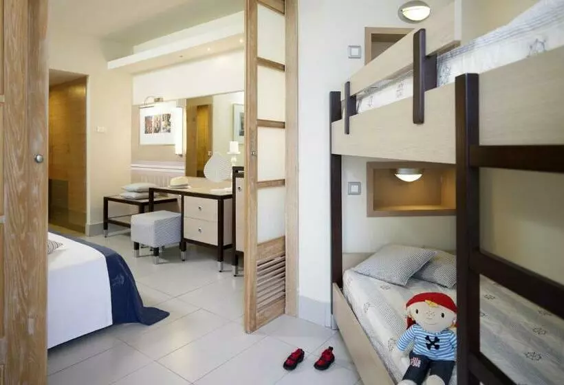 ファミリールーム, Esperides Beach Resort