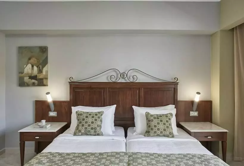 スーペリアファミリールーム, Esperides Beach Resort