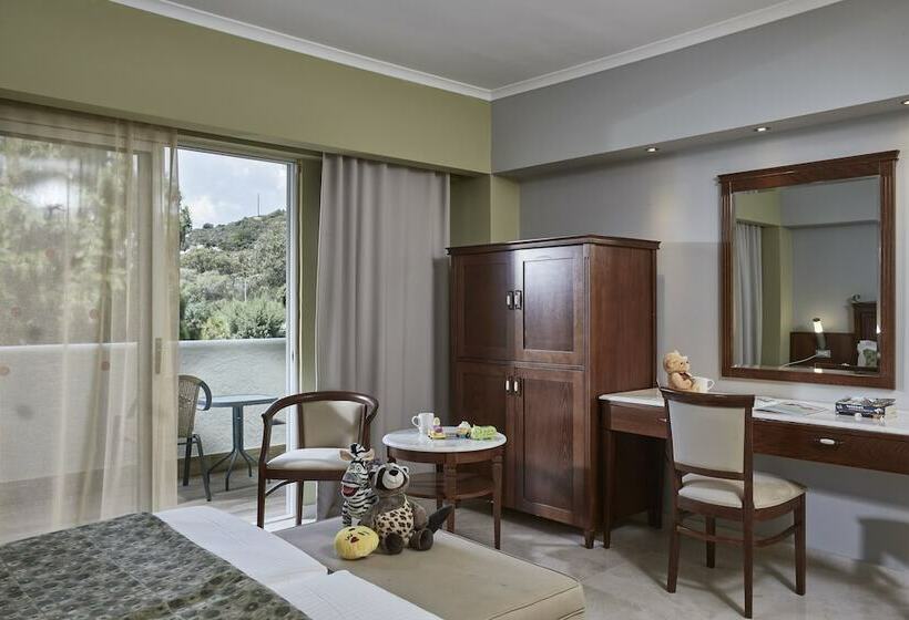 חדר משפתחתי סופריור, Esperides Beach Resort