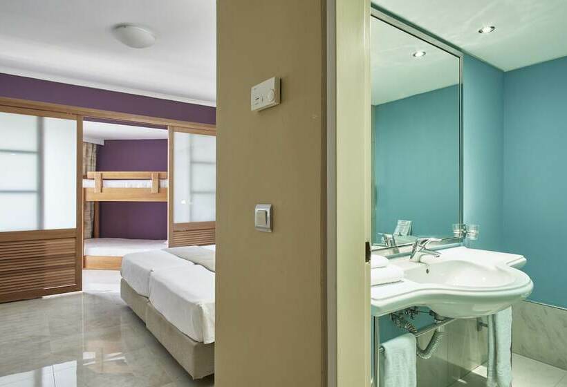 חדר משפחתי, Esperides Beach Resort