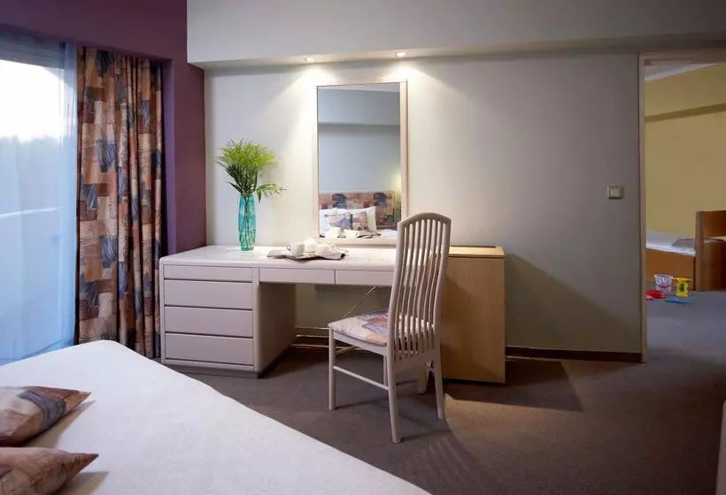 スーペリアファミリールーム, Esperides Beach Resort