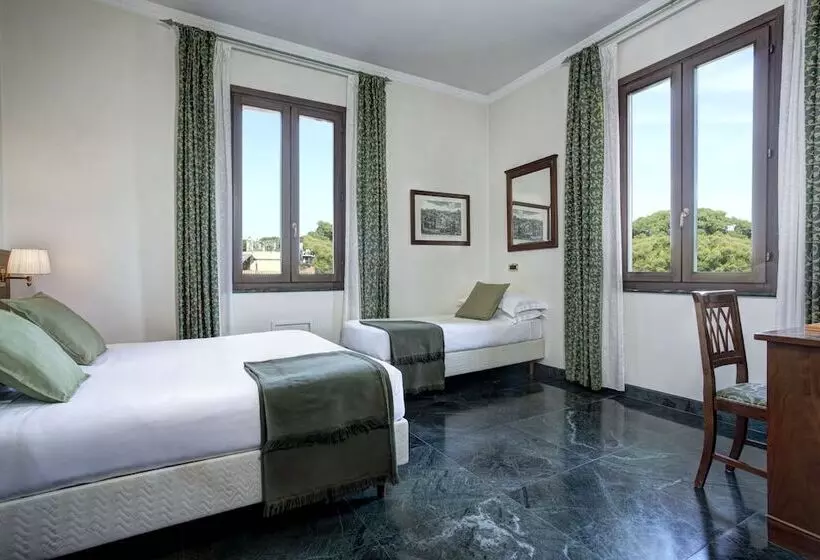 Camera Tripla Standard, Grand Hotel Gianicolo