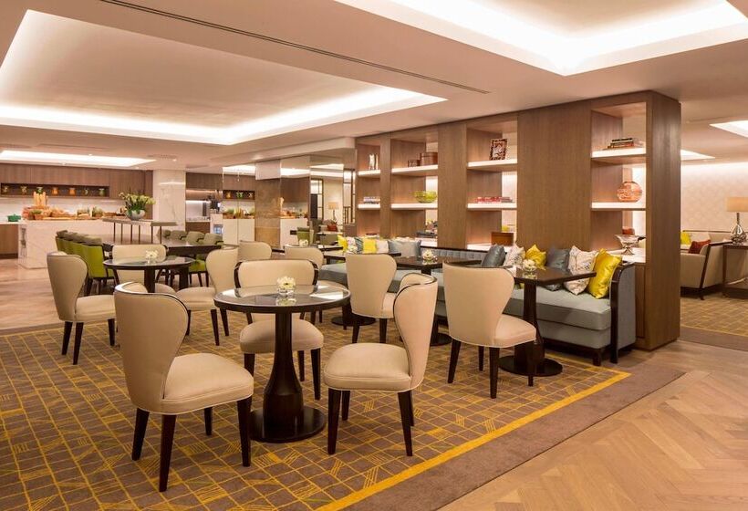 Номер Executive, Jw Marriott Grosvenor House London