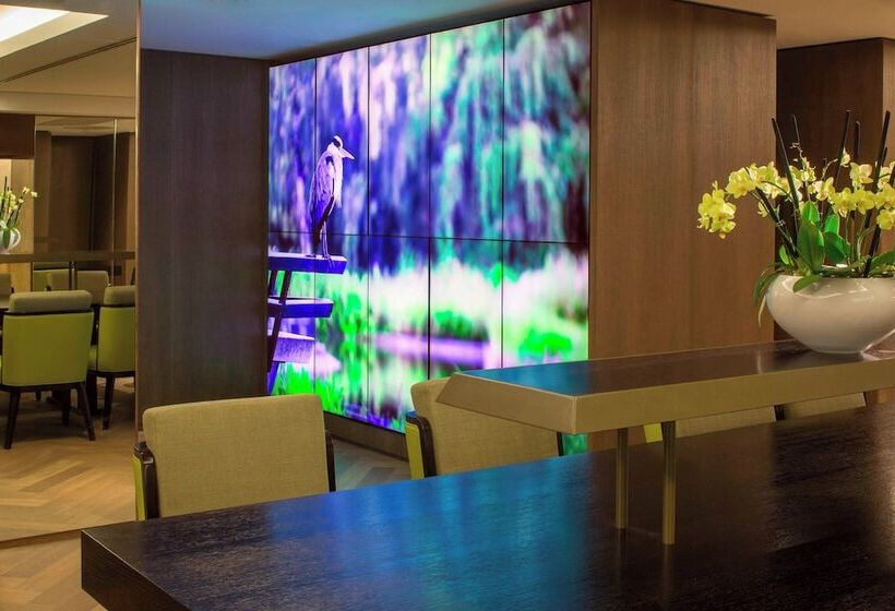 Номер Executive, Jw Marriott Grosvenor House London