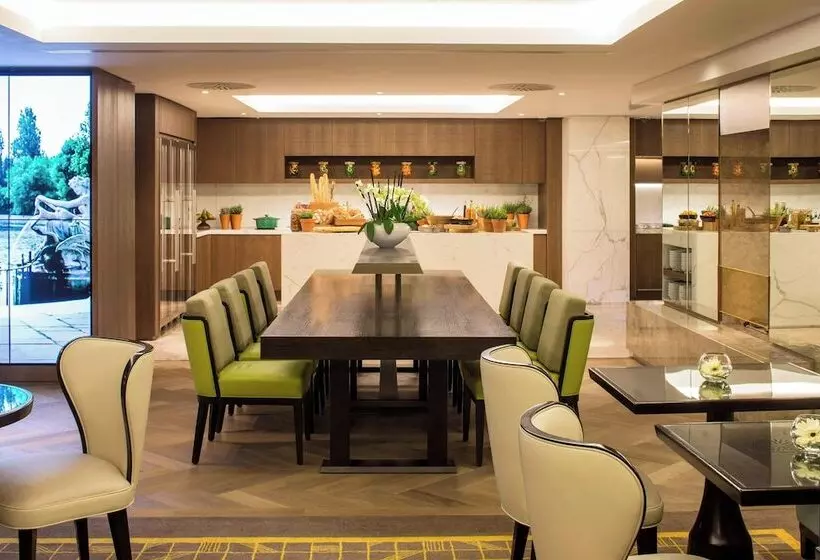 سوئیت پریمیوم, Jw Marriott Grosvenor House London