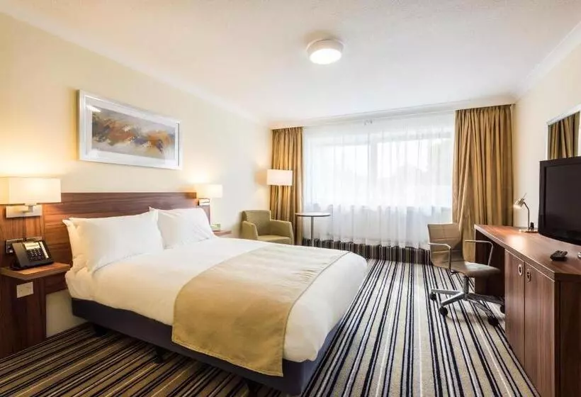キングサイズベッドのスタンダードルーム, Holiday Inn Lancaster, An Ihg