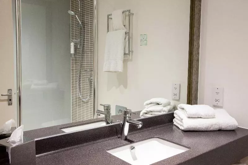 キングサイズベッドのスタンダードルーム, Holiday Inn Lancaster, An Ihg