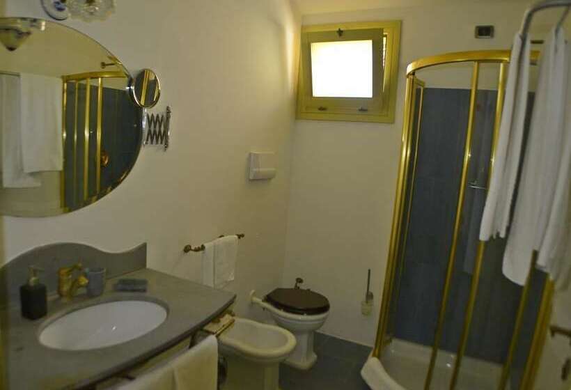 חדר סטנדרט, Le Sirene