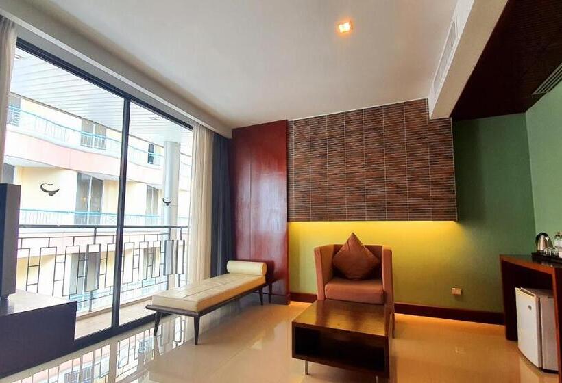 스위트 도시 전망, Long Beach Garden Hotel & Pavilions