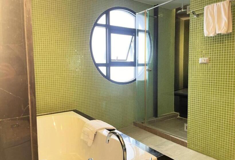 스위트 도시 전망, Long Beach Garden Hotel & Pavilions