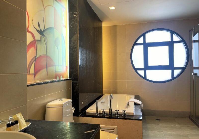 디럭스 룸, Long Beach Garden Hotel & Pavilions