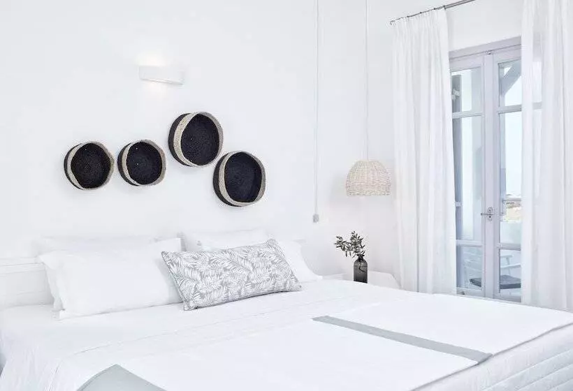 ガーデンビュースタンダードルーム, Mr And Mrs White Paros
