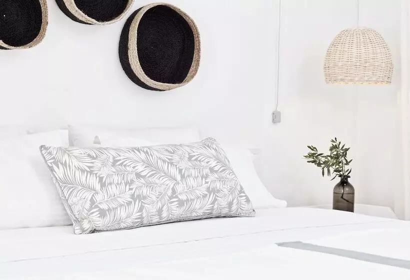 ガーデンビュースーペリアールーム, Mr And Mrs White Paros