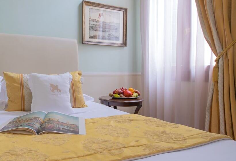 اتاق سوپریور, Palazzo Vitturi