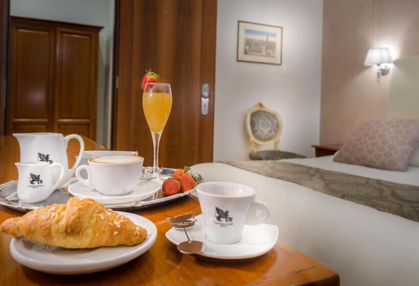 اتاق استاندارد سه نفره, Palazzo Vitturi