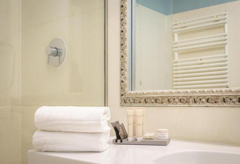 اتاق لوکس با بالکن, Palazzo Vitturi