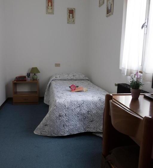 스탠다드 싱글 룸, Primavera