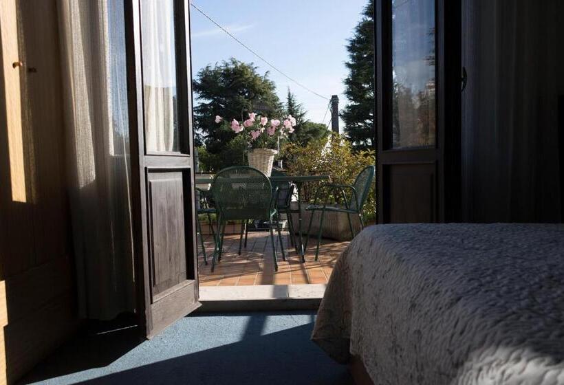 Четырехместный Номер Стандарт, Primavera