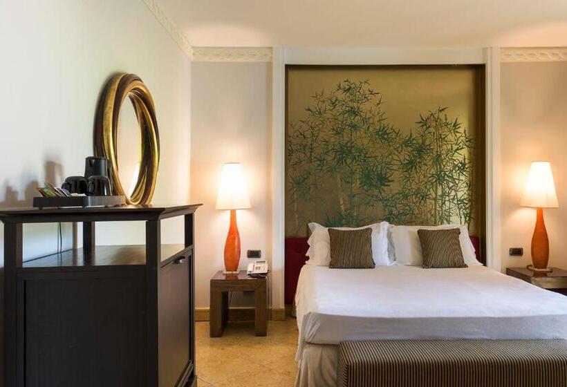 Superior Room with Terrace, Romano Palace Luxury