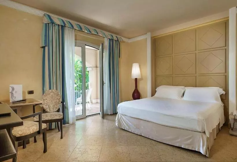 テラス付スーペリアルーム, Romano Palace Luxury