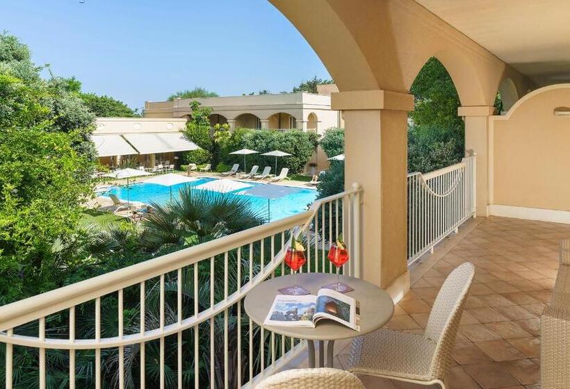 جناح مزود بتراس, Romano Palace Luxury